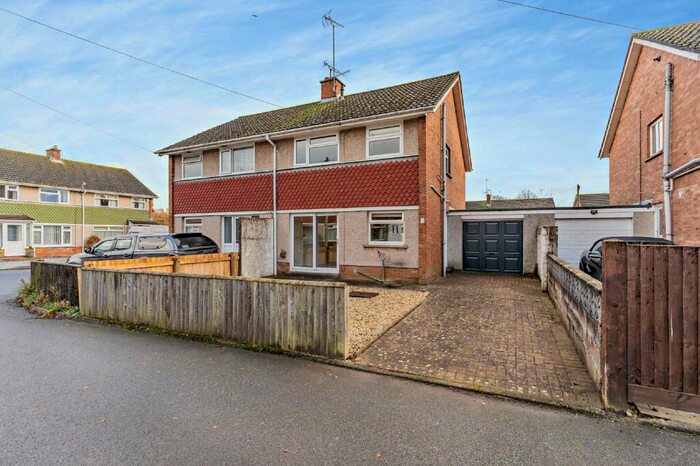 3 Bedroom House To Rent In Priory Gardens, Usk, NP15