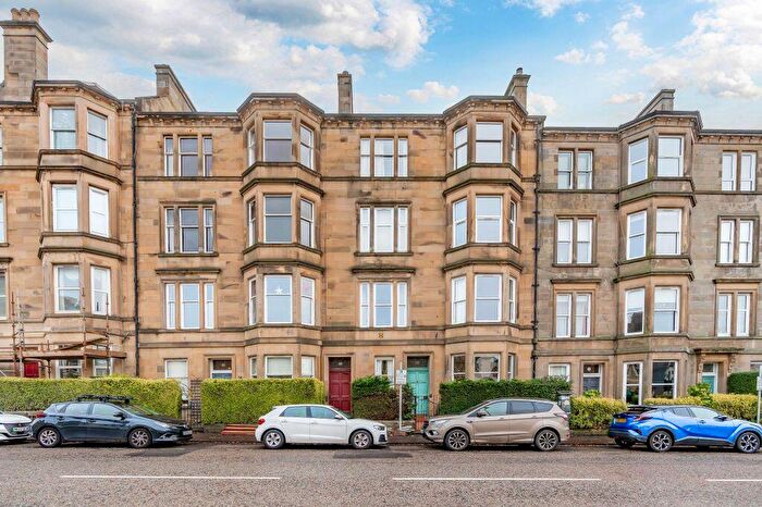 2 Bedroom Flat For Sale In / Polwarth Gardens, Polwarth, Edinburgh, EH11