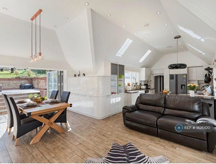 5 Bedroom Detached House To Rent In Colesons, Bordon, GU34