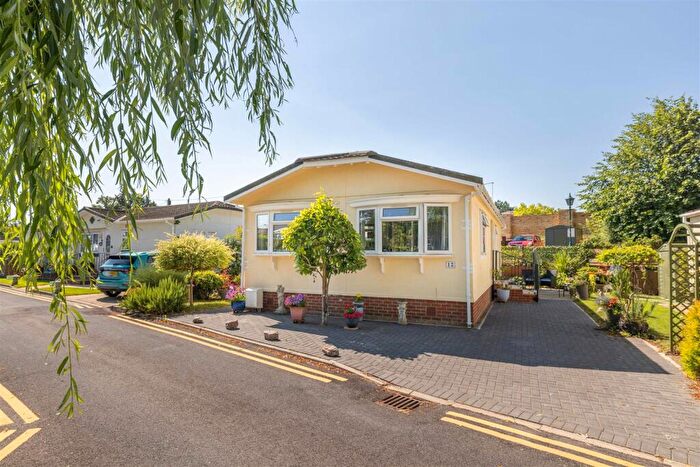 2 Bedroom Mobile Home For Sale In Willows Riverside Park, Windsor, SL4