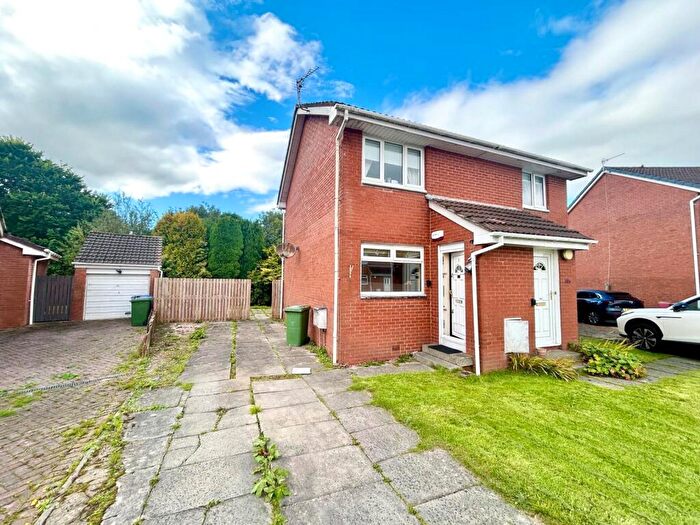 2 Bedroom Flat For Sale In Glenbuck Avenue, Robroyston, Glasgow, G33