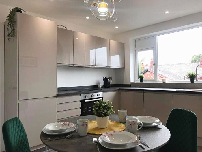 3 Bedroom Apartment To Rent In Daisy Bank Road, Manchester, M14