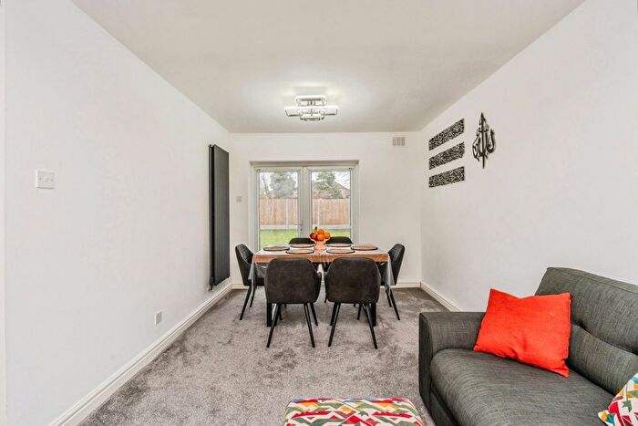 3 Bedroom Terraced House For Sale In Branfield Avenue, Heald Green, Cheadle, Greater Manchester, SK8