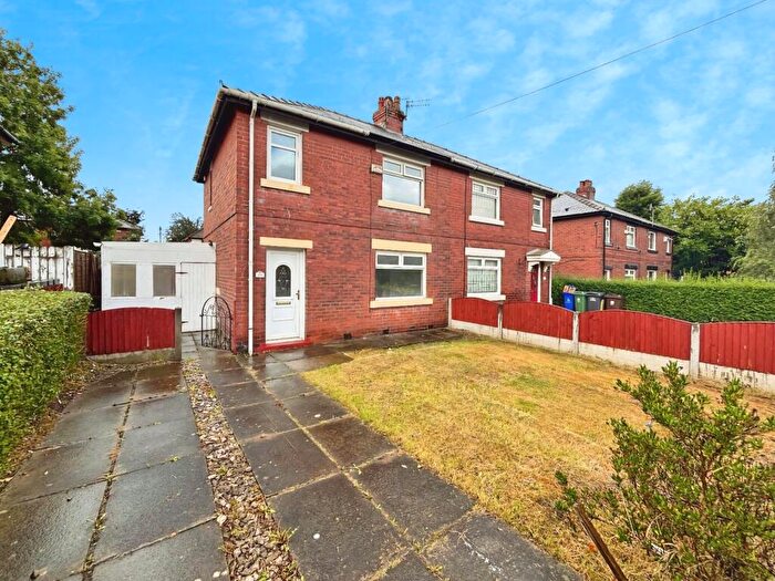 3 Bedroom Semi-Detached House For Sale In Inverness Road, Dukinfield, Greater Manchester, SK16