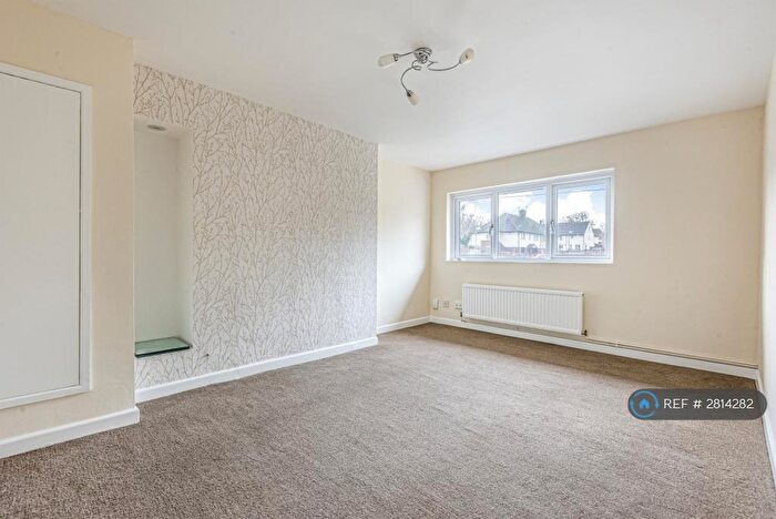 2 Bedroom Maisonette To Rent In Duchess Of Kent Drive, Chatham, ME5