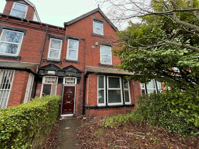 6 Bedroom Terraced House To Rent In Lucas Place, Leeds, West Yorkshire, LS6