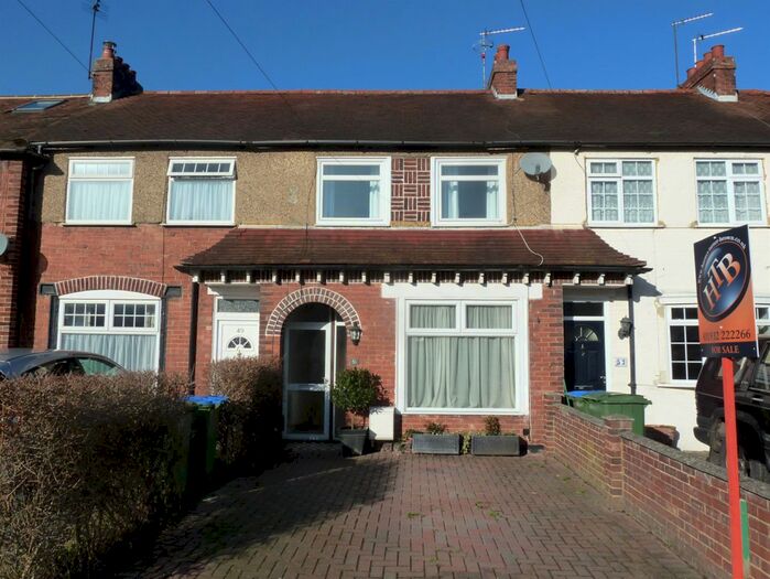 Detached House To Rent In Carlton Road, Walton On Thames, KT12
