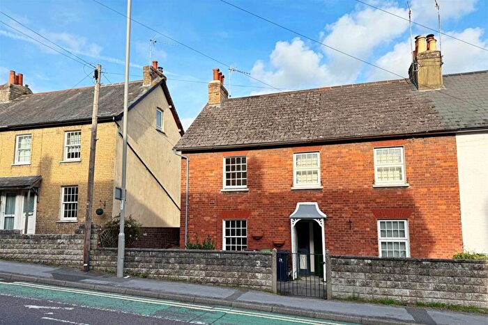 2 Bedroom Semi-Detached House To Rent In Blandford Town Centre, DT11