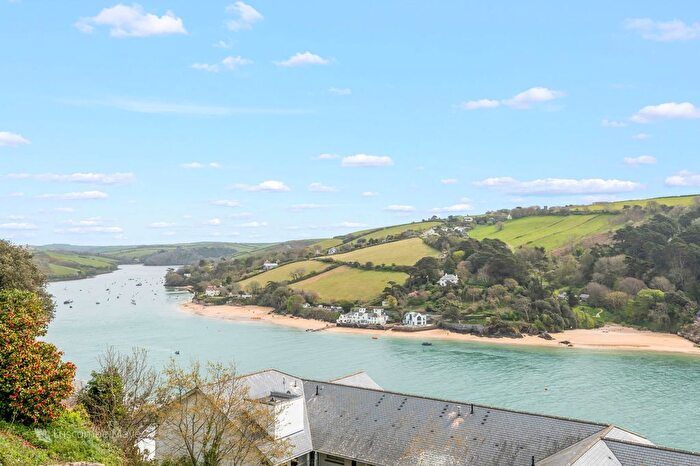 2 Bedroom Flat For Sale In Devon Road, Salcombe, TQ8