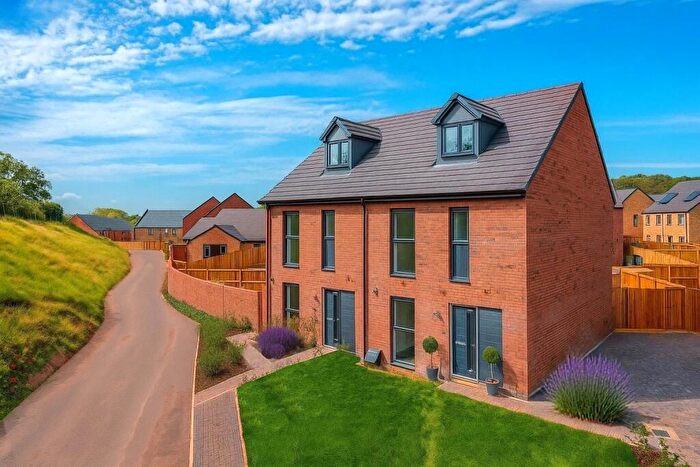 4 Bedroom Semi-Detached House For Sale In Pinhoe, Exeter, EX4