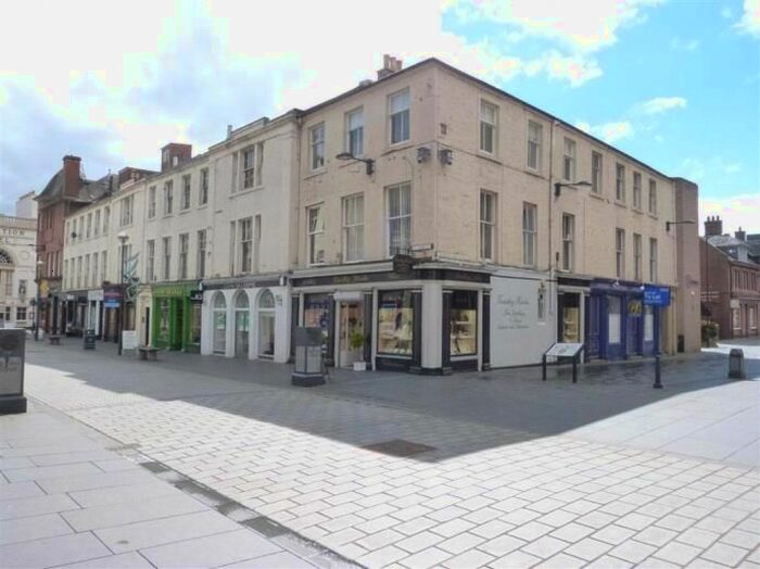 2 Bedroom Flat To Rent In South St. Johns Place, Perth, PH1