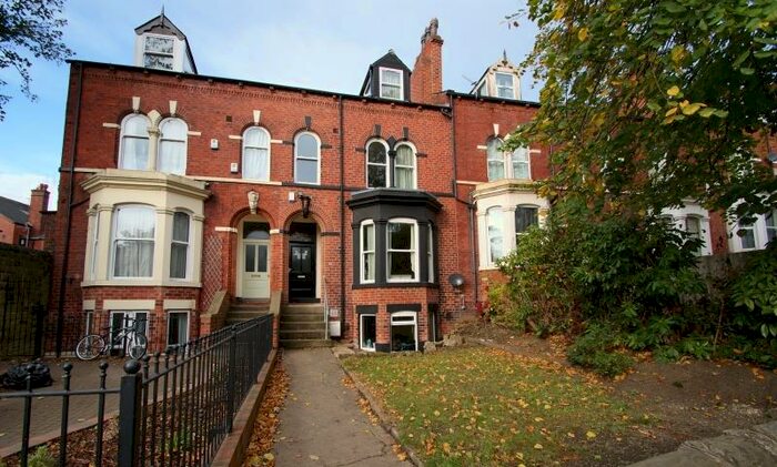 6 Bedroom Detached House To Rent In Bainbrigge Road, Headingley, Leeds, LS6