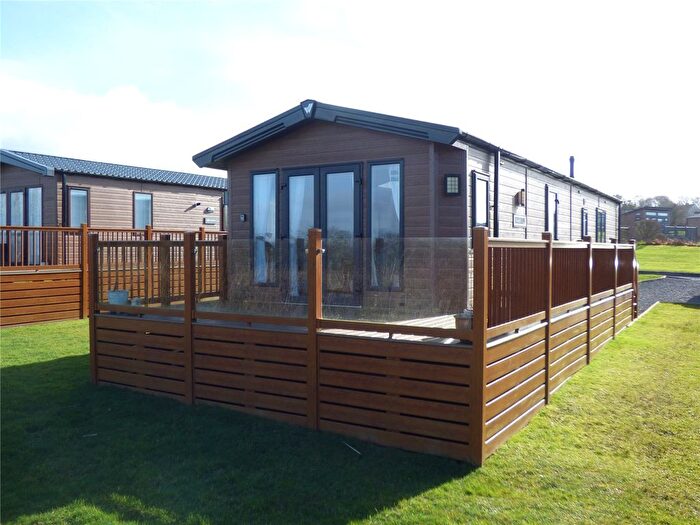 2 Bedroom Property For Sale In Parc Morlais, Llanon, Ceredigion, SY23