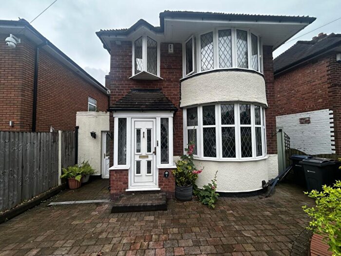3 Bedroom House To Rent In Roylesden Crescent, Sutton Coldfield, B73