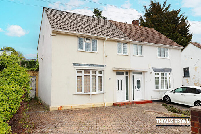 2 Bedroom Semi Detached House For Sale In Broomwood Road, Orpington, BR5