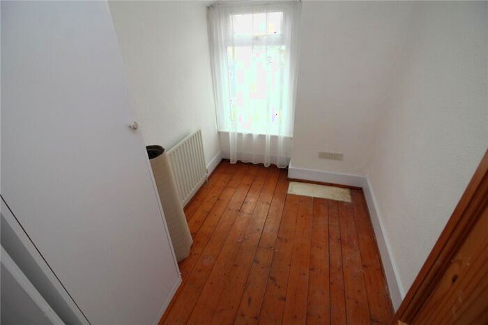 2 Bedroom Terraced House To Rent In Nelson Road, Northfleet, Gravesend, Kent, DA11
