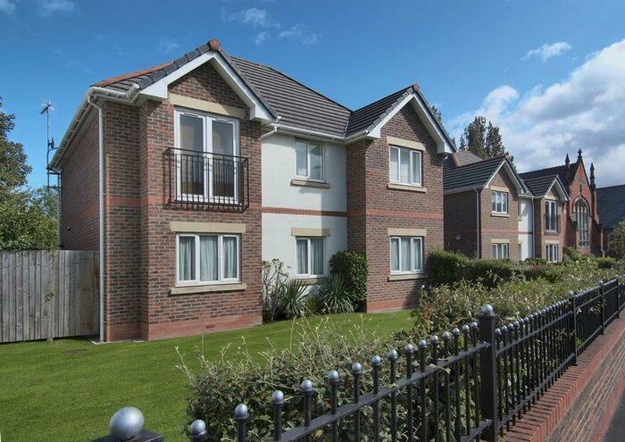 2 Bedroom Flat To Rent In Church Farm, Bromborough Road, Bebington, Wirral, CH63