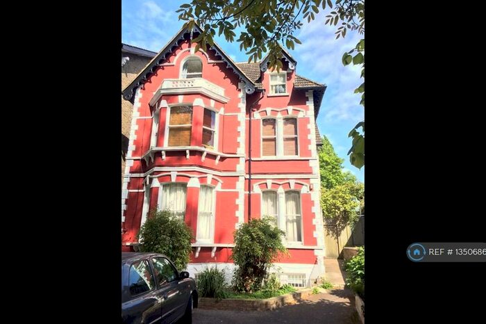 1 Bedroom Flat To Rent In East Dulwich Road, London, SE22