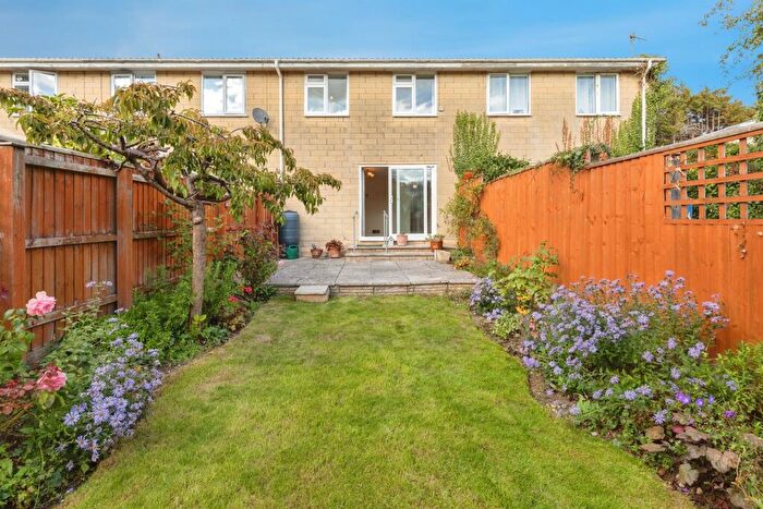 3 Bedroom Terraced House For Sale In Walnut Drive, Bath, BA2