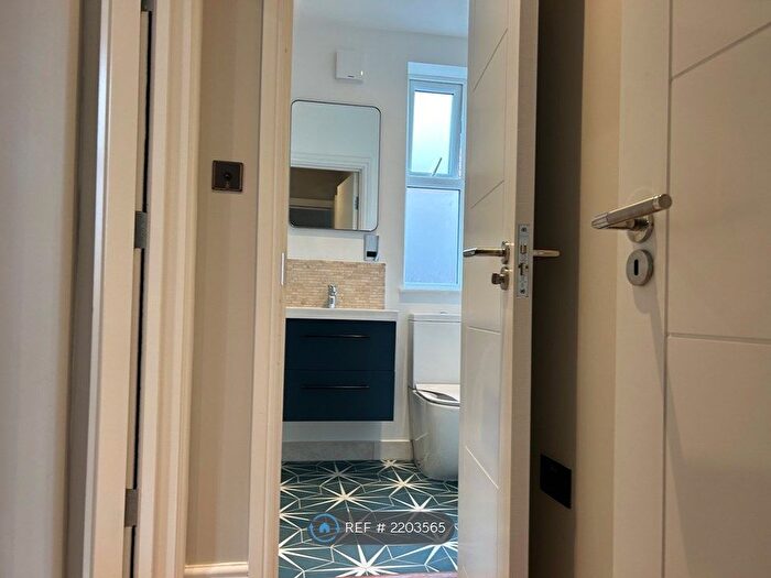 1 Bedroom Flat To Rent In Hasted Road, Charlton, SE7