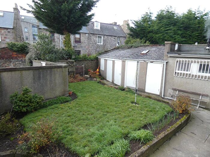 1 Bedroom Flat For Sale In Powis Place, Aberdeen, AB25