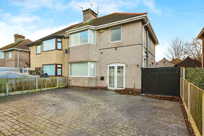 3 Bedroom Semi-Detached House For Sale In Leasoweside, Wirral, CH46