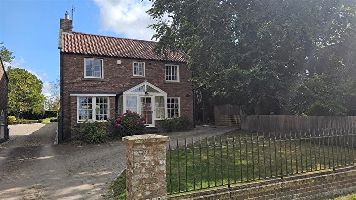 4 Bedroom Detached House To Rent In Flaxton, York, YO60