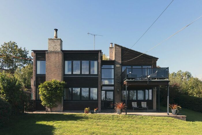 5 Bedroom Detached House For Sale In May Hill, Longhope, Gloucestershire GL17