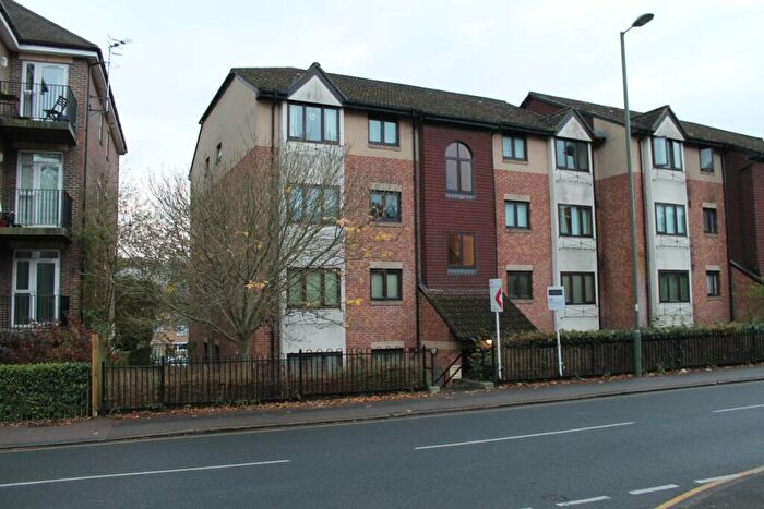1 Bedroom Flat To Rent In Station Road, Redhill, RH1