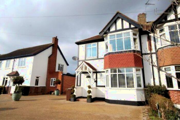 3 Bedroom Semi-Detached House To Rent In First Avenue, Chelmsford, CM1