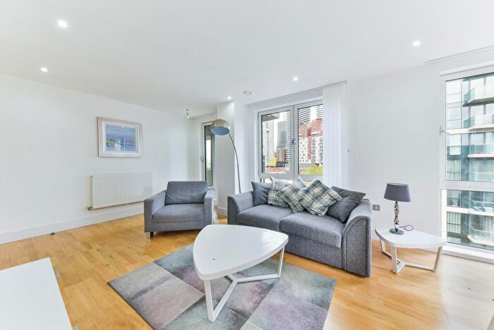 3 Bedroom Flat To Rent In Indescon Square, Canary Wharf, London, E14