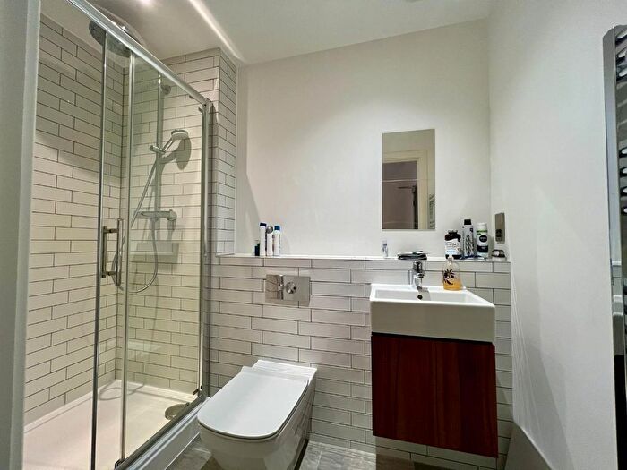 1 Bedroom Flat For Sale In George Street, Ashford, TN23