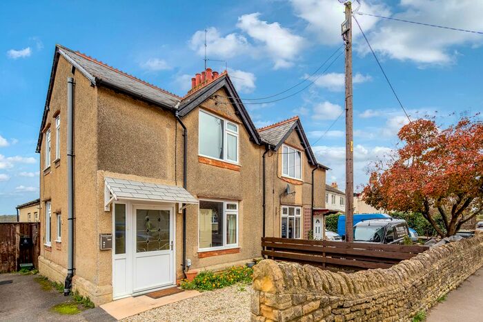 3 Bedroom Semi-Detached House To Rent In Main Road, Long Hanborough, Witney, OX29