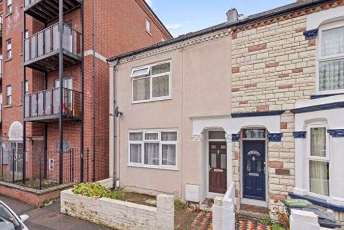 1 Bedroom Property To Rent In Avenue Road, Gosport, PO12