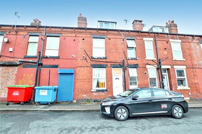 2 Bedroom Terraced House For Sale In Ascot Terrace, Leeds, West Yorkshire, LS9