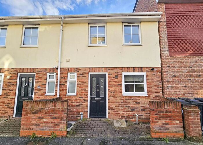 2 Bedroom Terraced House To Rent In Lushington Lane, Eastbourne, BN21