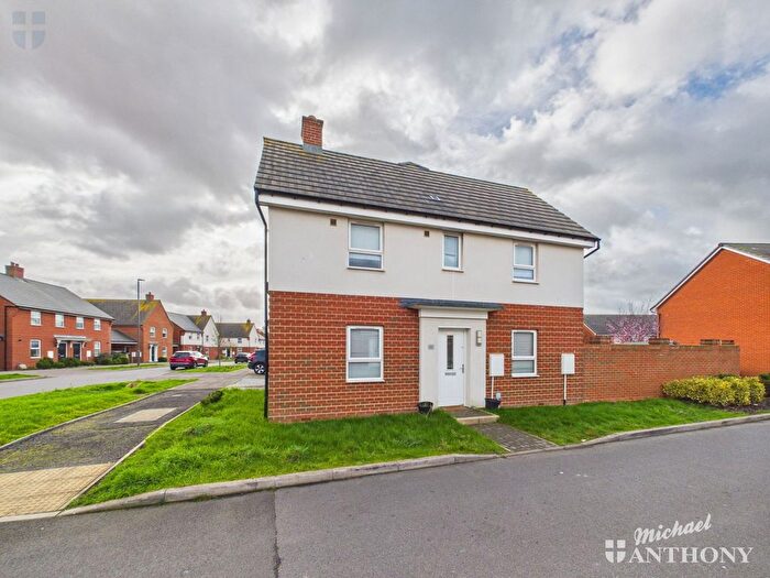 3 Bedroom Semi-Detached House For Sale In Herald Street, Kingsbrook, HP22