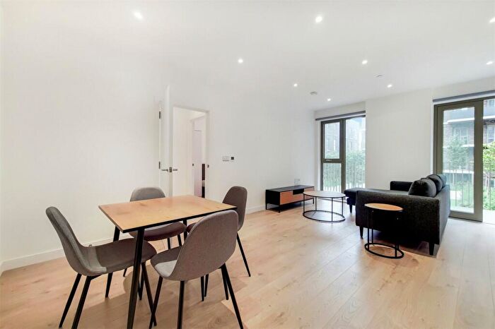 2 Bedroom Apartment To Rent In Atlantis Avenue, London, E16