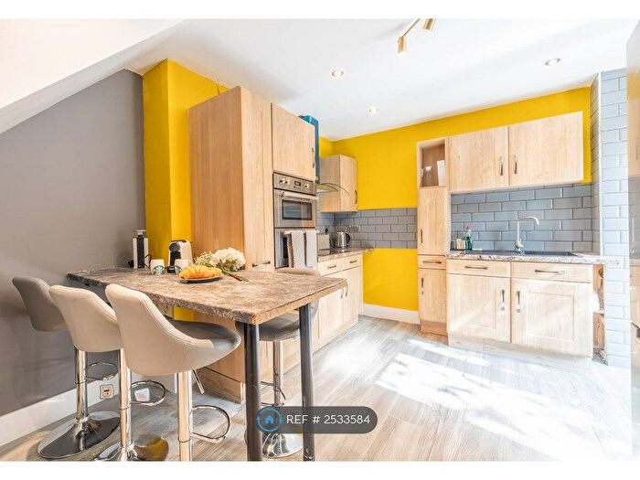 3 Bedroom Terraced House To Rent In Greswold Close, Coventry, CV4