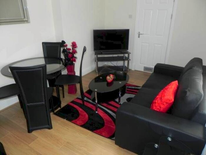 6 Bedroom Property To Rent In Marlborough Road, Brynmill, Swansea, SA2