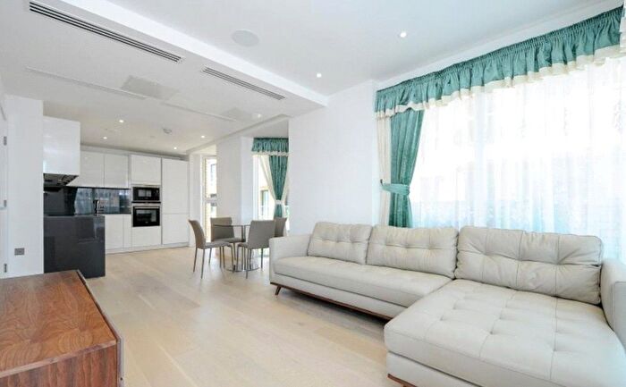 2 Bedroom Flat To Rent In Central Avenue, London, SW6
