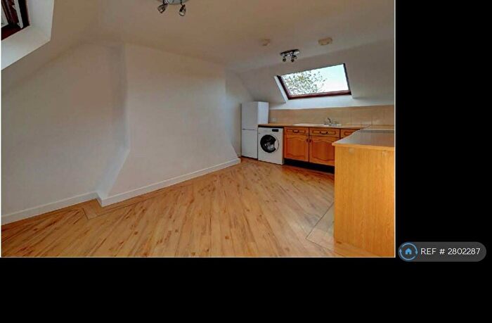 1 Bedroom Flat To Rent In Old Hinckley Road, Nuneaton, CV10