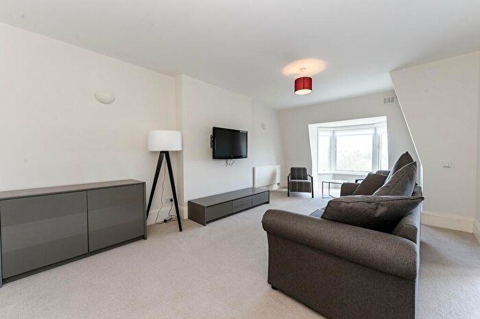 4 Bedroom Apartment To Rent In Park Road, St John's Wood, London, NW8