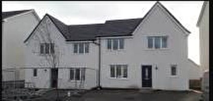 4 Bedroom Semi-Detached House To Rent In Dysart Muir Farm Road, Kirkcaldy, KY1