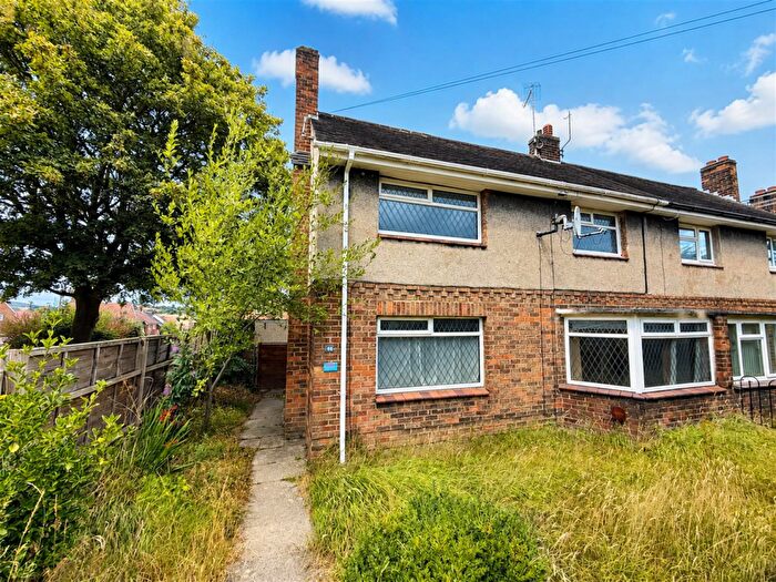 3 Bedroom Semi-Detached House For Sale In Heol Glyndwr, Coedpoeth, Wrexham, LL11