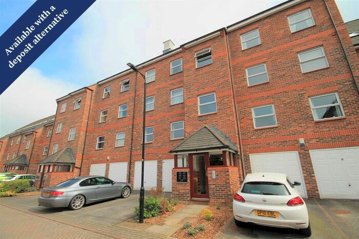2 Bedroom Flat To Rent In Whitecross Gardens, York, North Yorkshire, YO31
