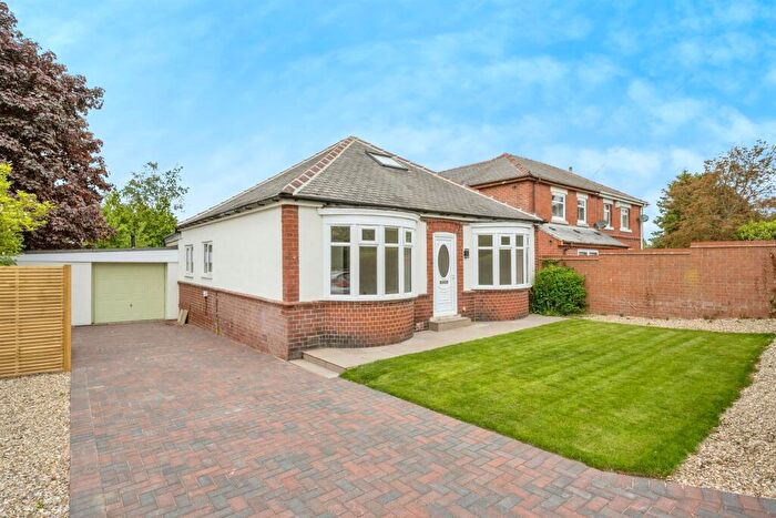 3 Bedroom Detached Bungalow For Sale In Greaves Sike Lane, Micklebring, Rotherham, S66