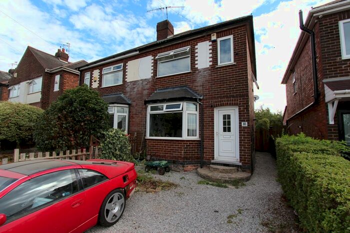 3 Bedroom Semi-Detached House To Rent In The Crescent, Stapleford, NG9