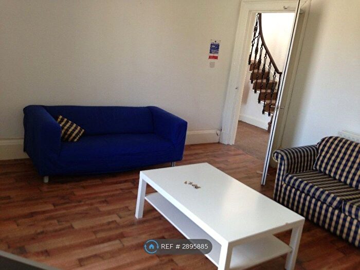 4 Bedroom Flat To Rent In Dudhope Street, Dundee, DD1