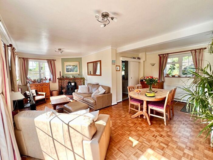 4 Bedroom Detached House For Sale In The Green, Catsfield, TN33